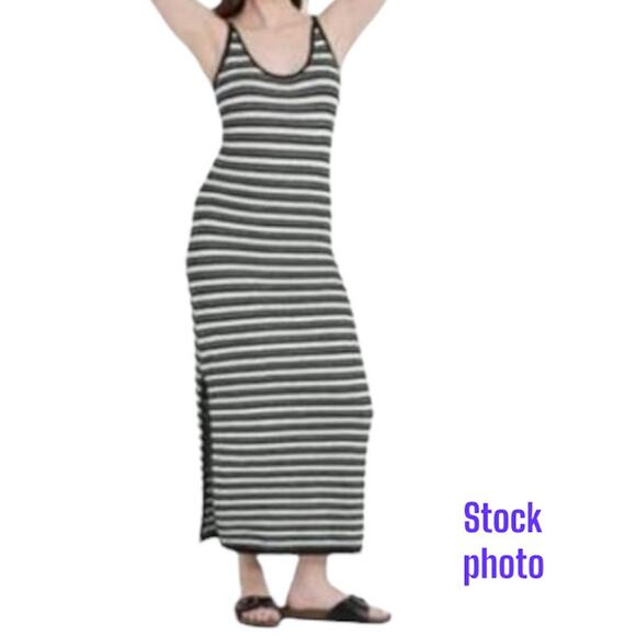 Universal Thread Black & White Striped Sweater Dress W/Adjustable Straps Size L - Picture 4 of 6